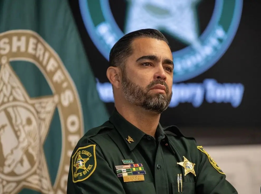 Broward Sheriff Tony seeks to play kingmaker in Miami-Dade sheriff’s race, bets big on candidate Reyes. Why?